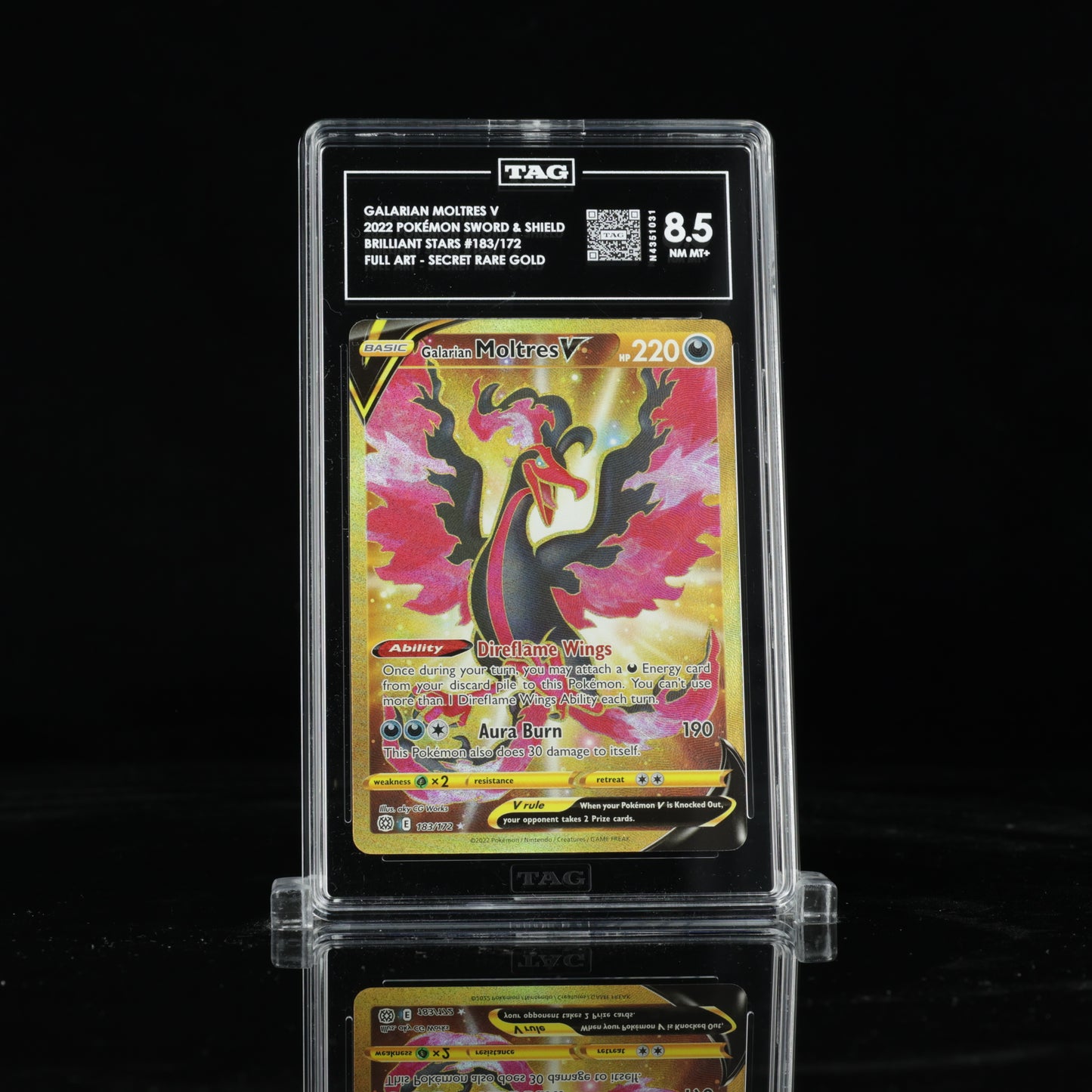 2022 Pokémon Sword & Shield Brilliant Stars 183/172 Galarian Moltres V Full Art - Secret Rare - TAG NM MT+ 8.5